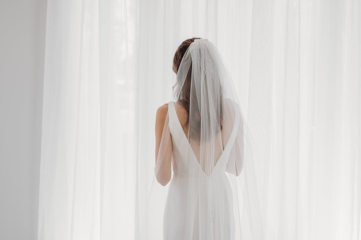 AN6040 Ivory Tulle Veil