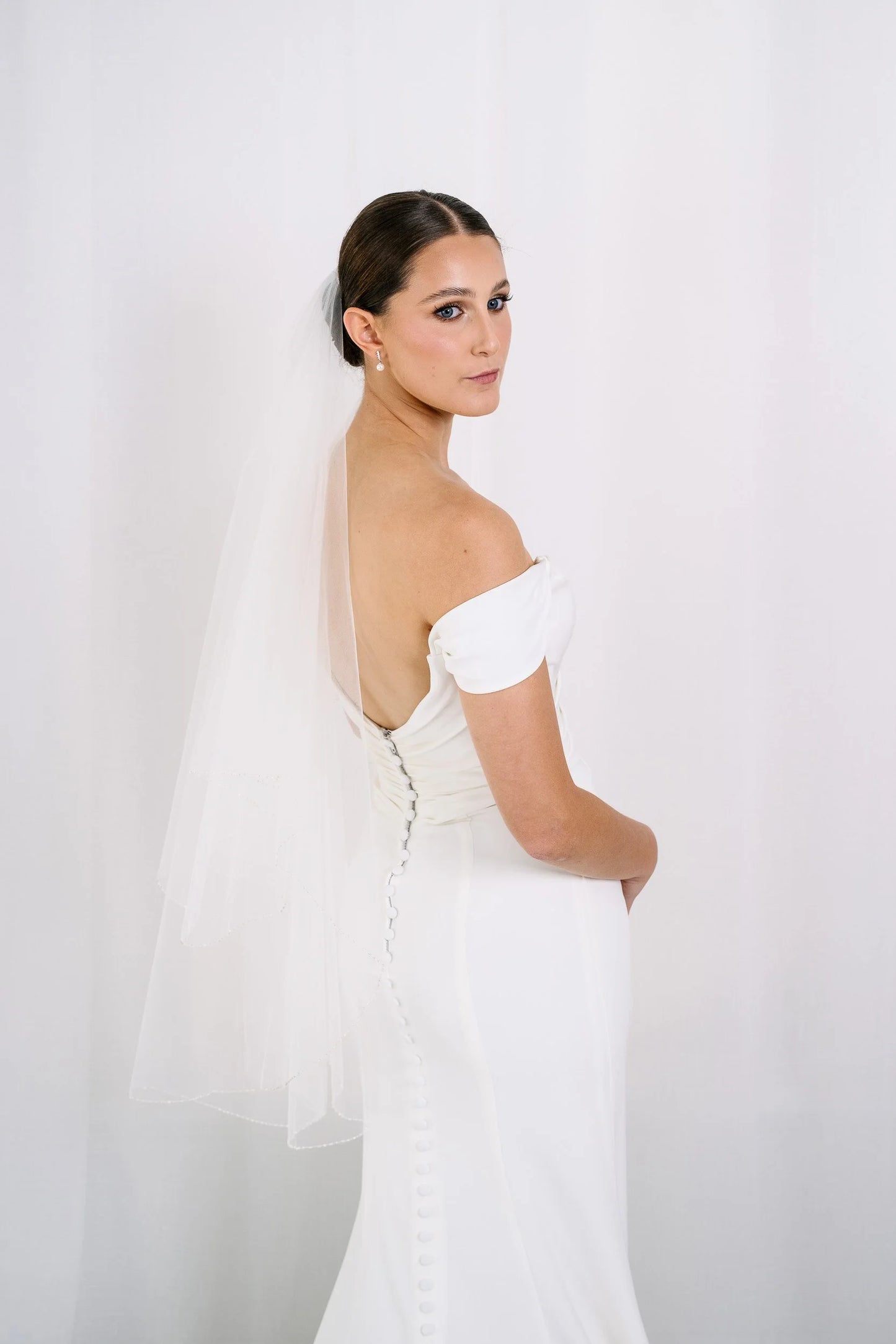 AN6044B Ivory Tulle Beaded Veil