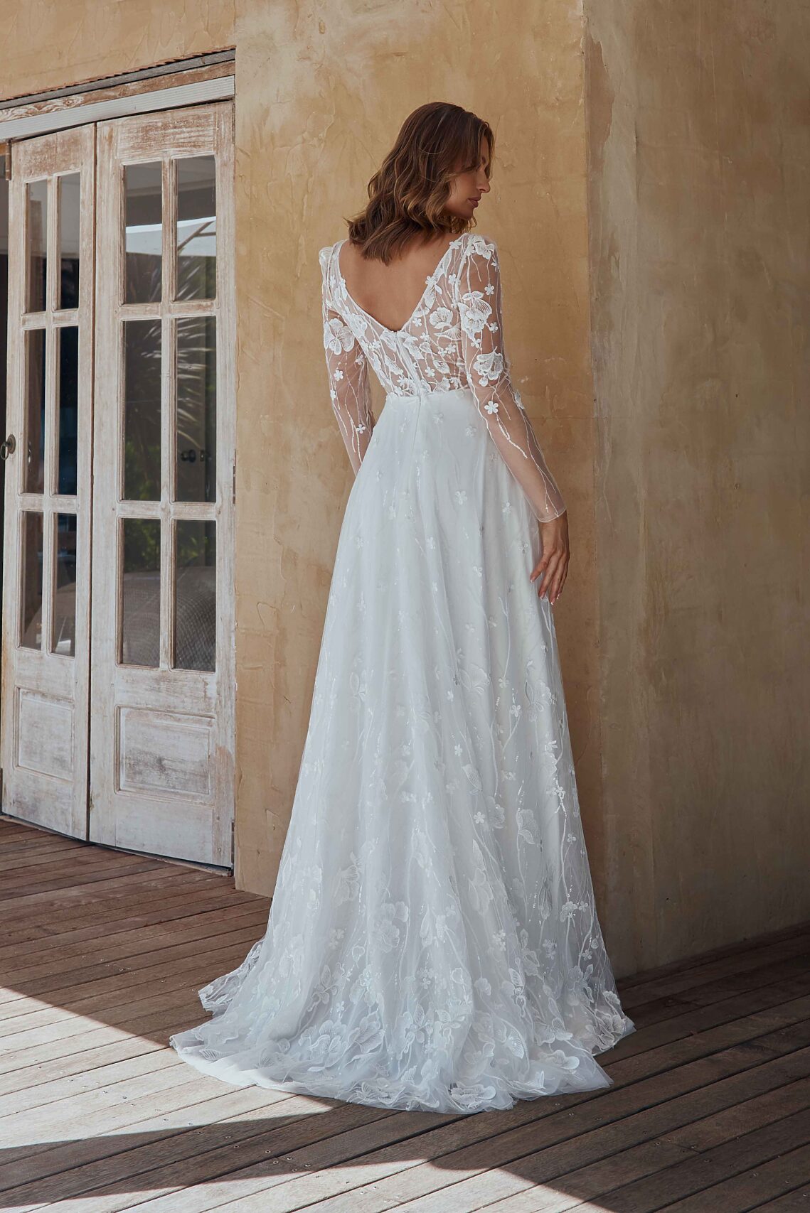 Tania Olsen TC2334 Zaria Gown - Vintage White