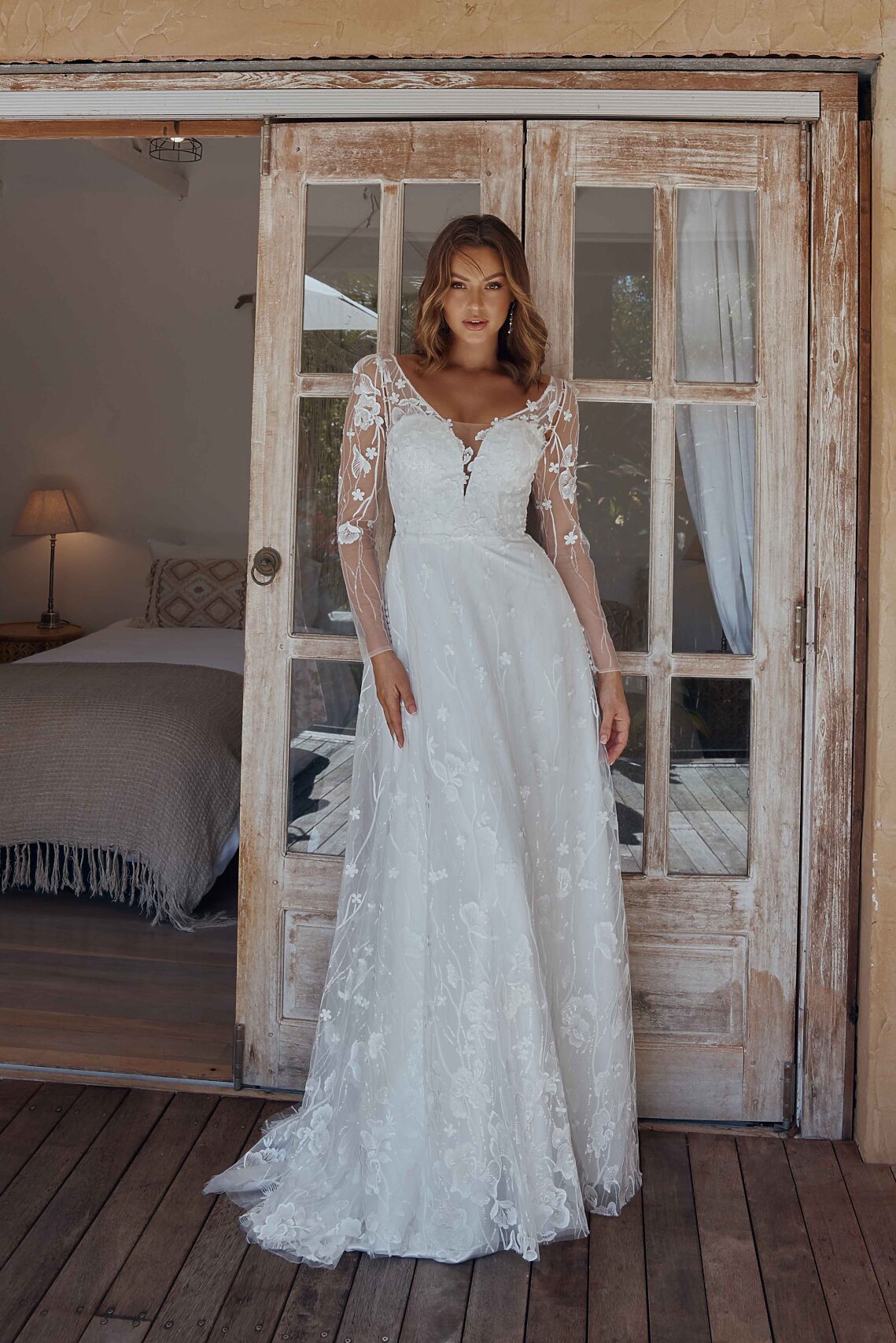 Tania Olsen TC2334 Zaria Gown - Vintage White