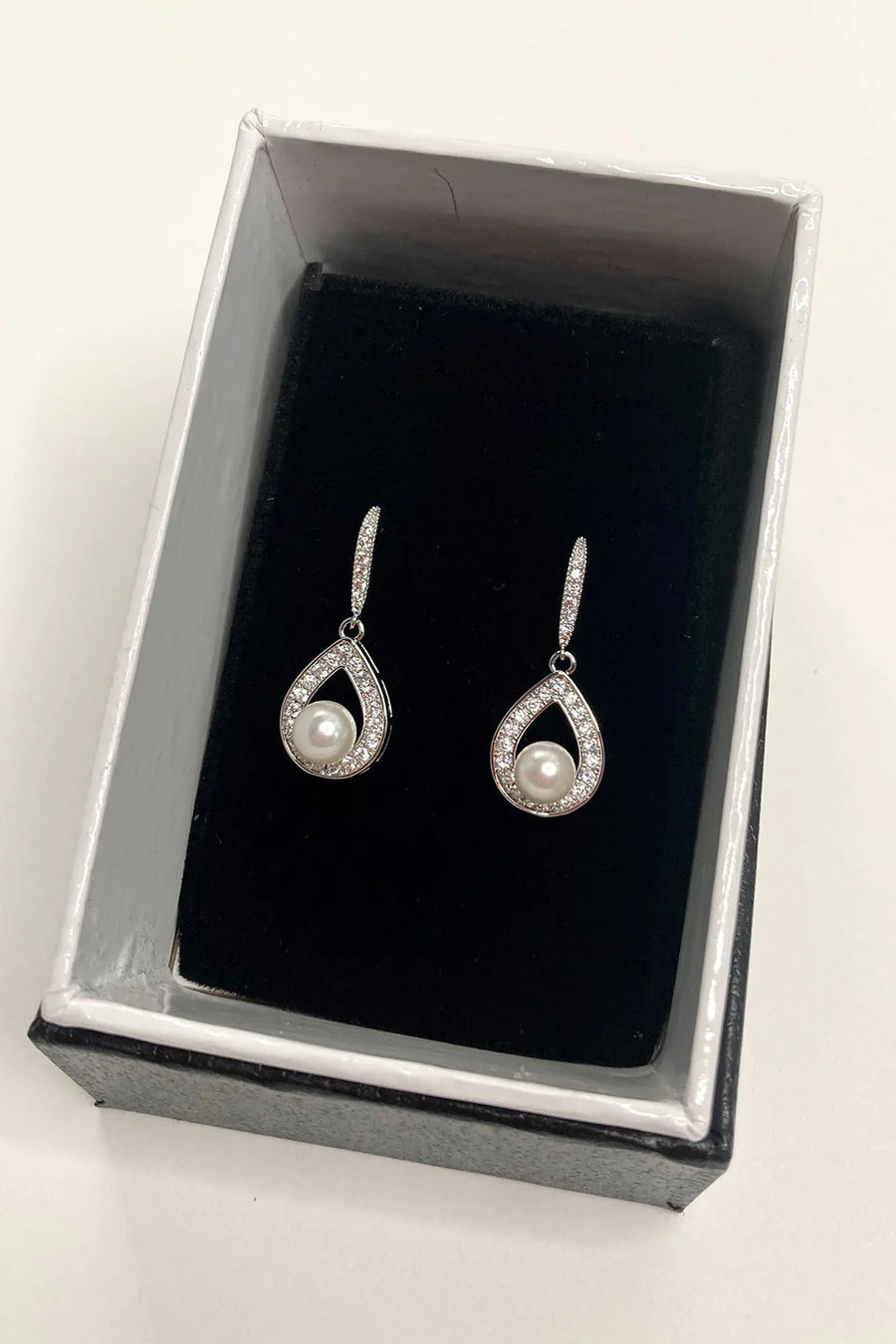 Lucy Silver Pearl Drop Earring