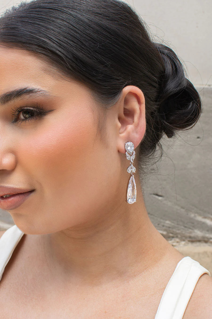 Zelda Teardrop Crystal Earring
