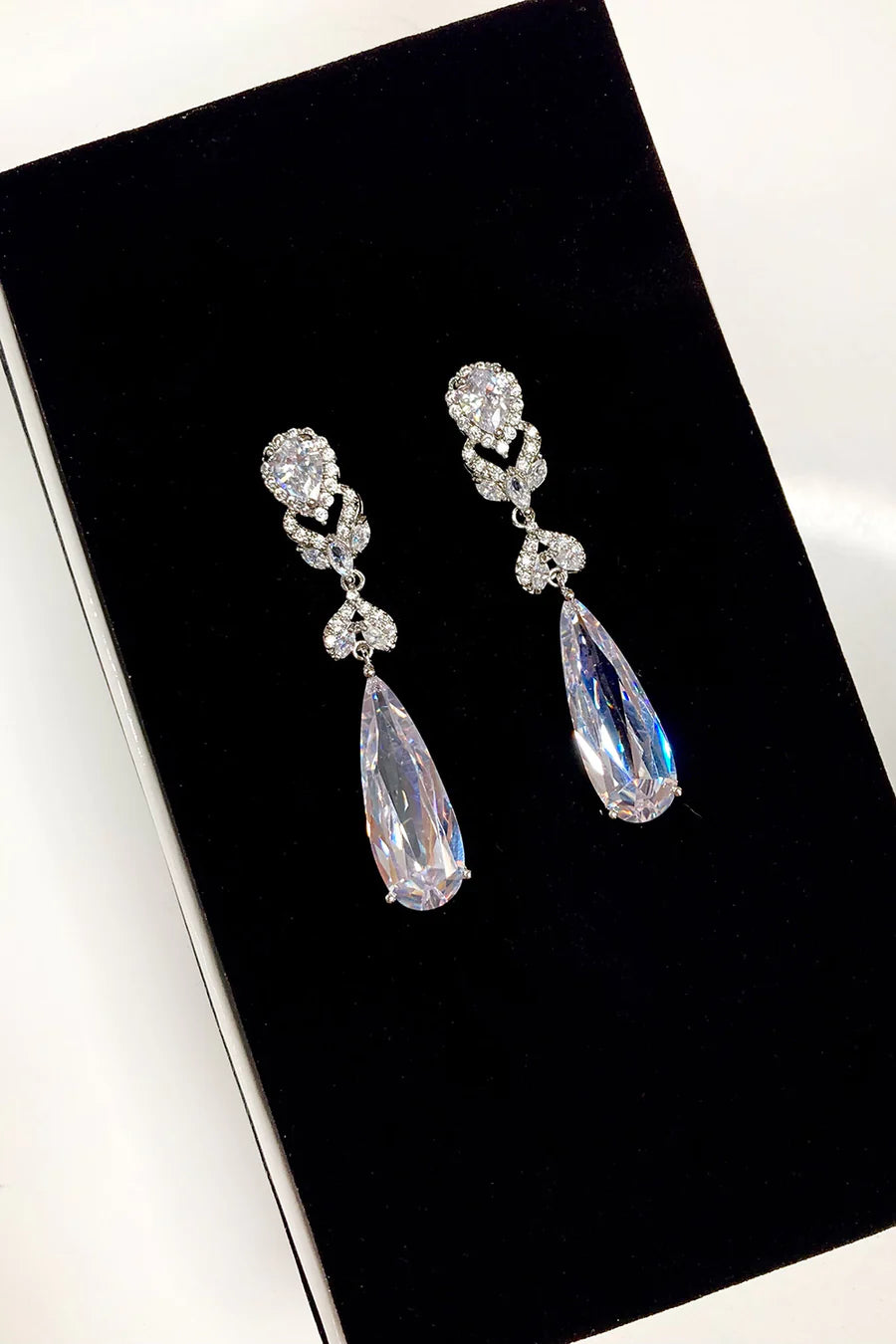 Zelda Teardrop Crystal Earring