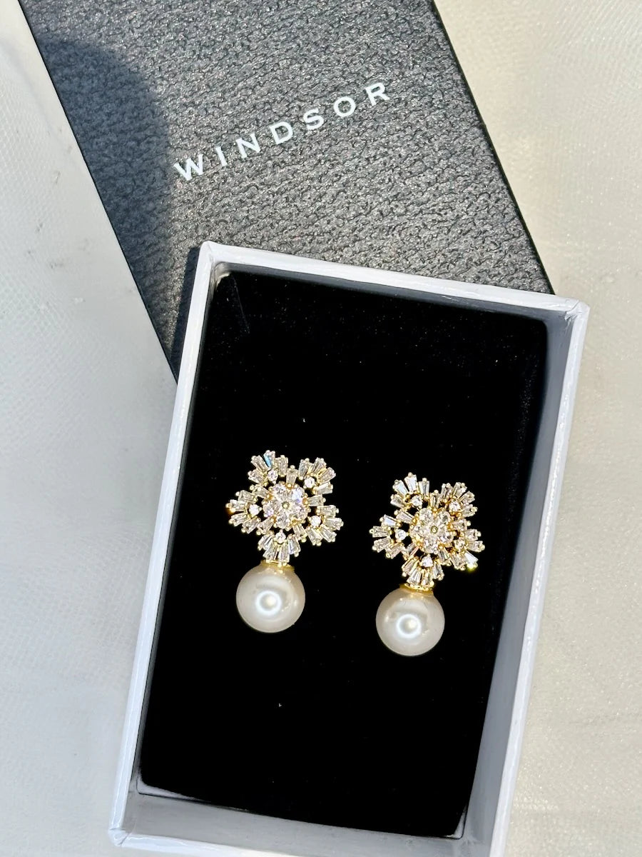 Zoe Gold Earring