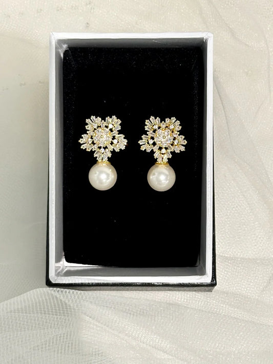 Zoe Gold Earring