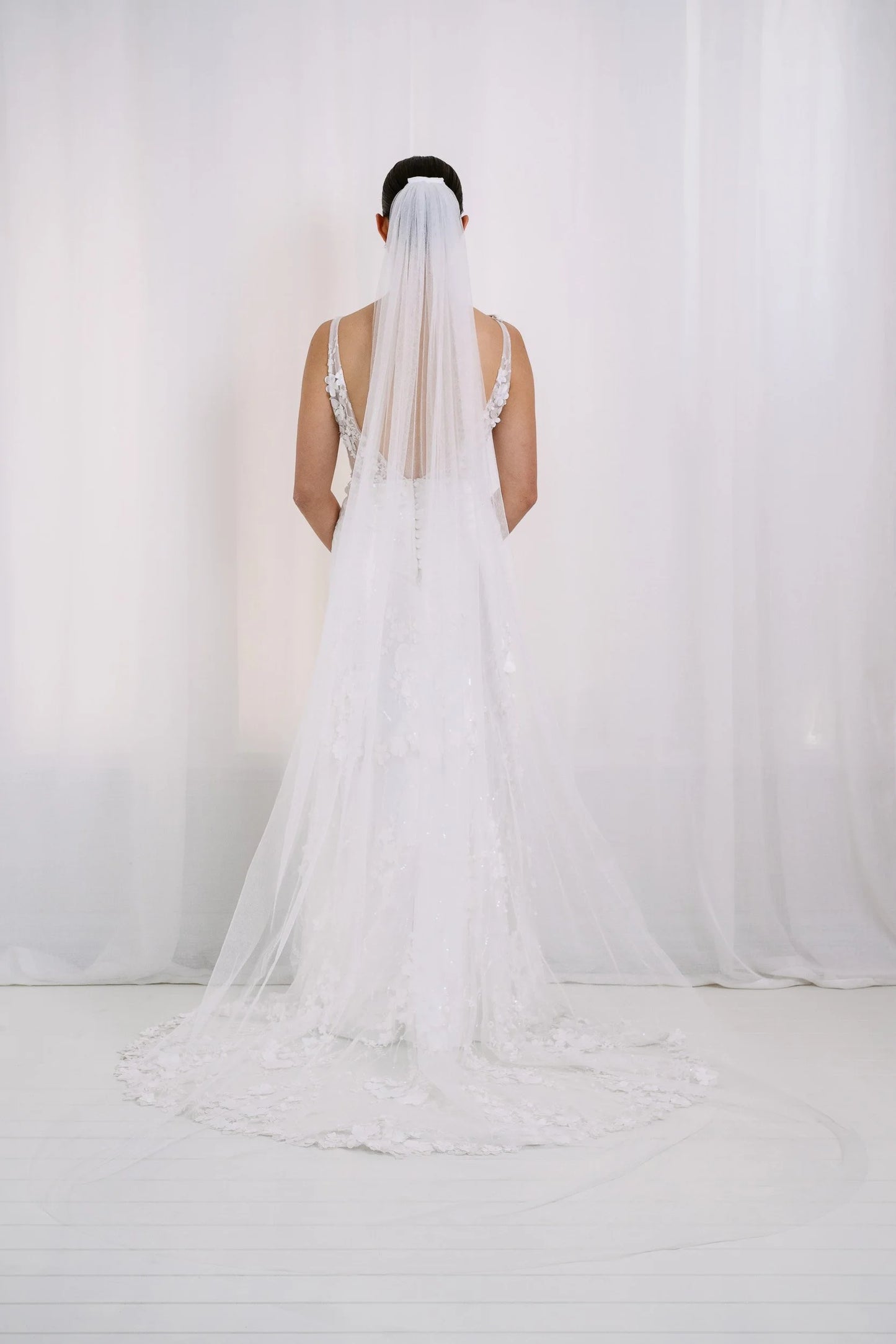 AN6040SGT Ivory Shimmer Tulle Veil
