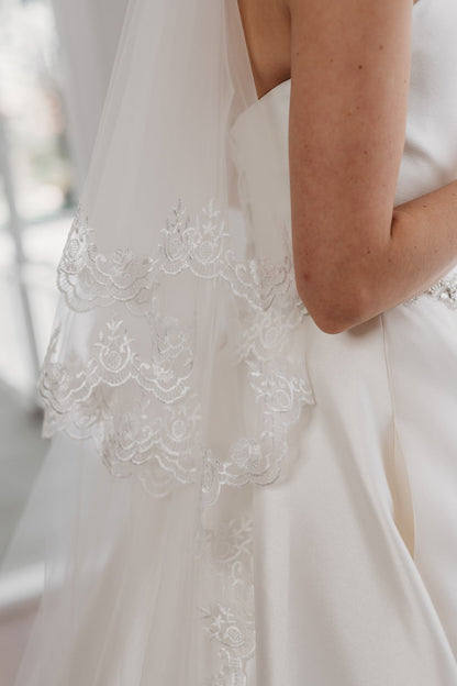 Two Tiered Circular Cut Lace Veil