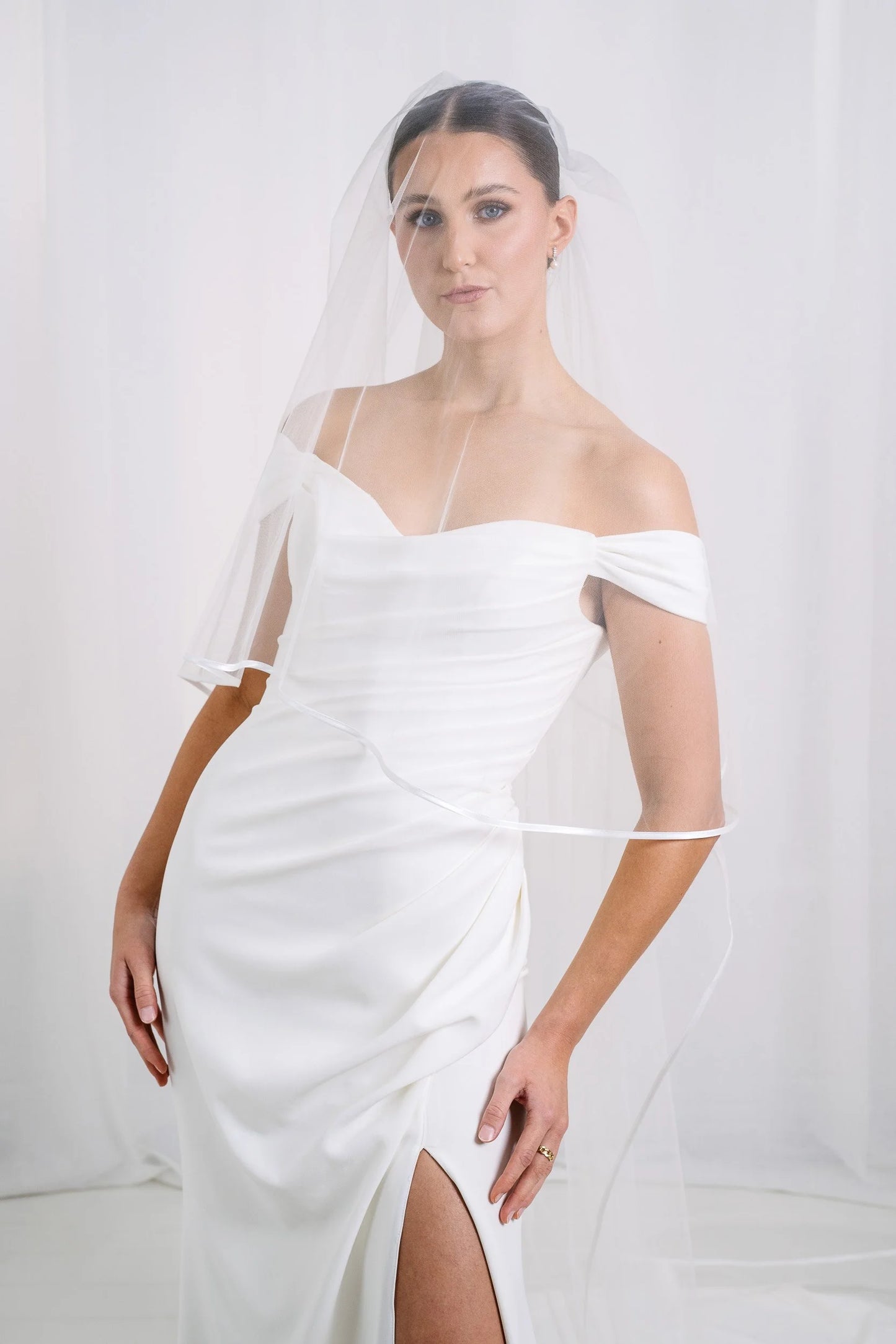 AN6045SE Satin Trimmed  Cathedral Length Veil