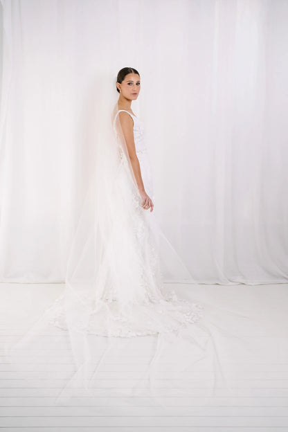 AN7001 Plain Ivory Tulle Cathedral Length Veil