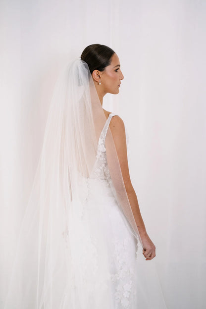 AN7001 Plain Ivory Tulle Cathedral Length Veil