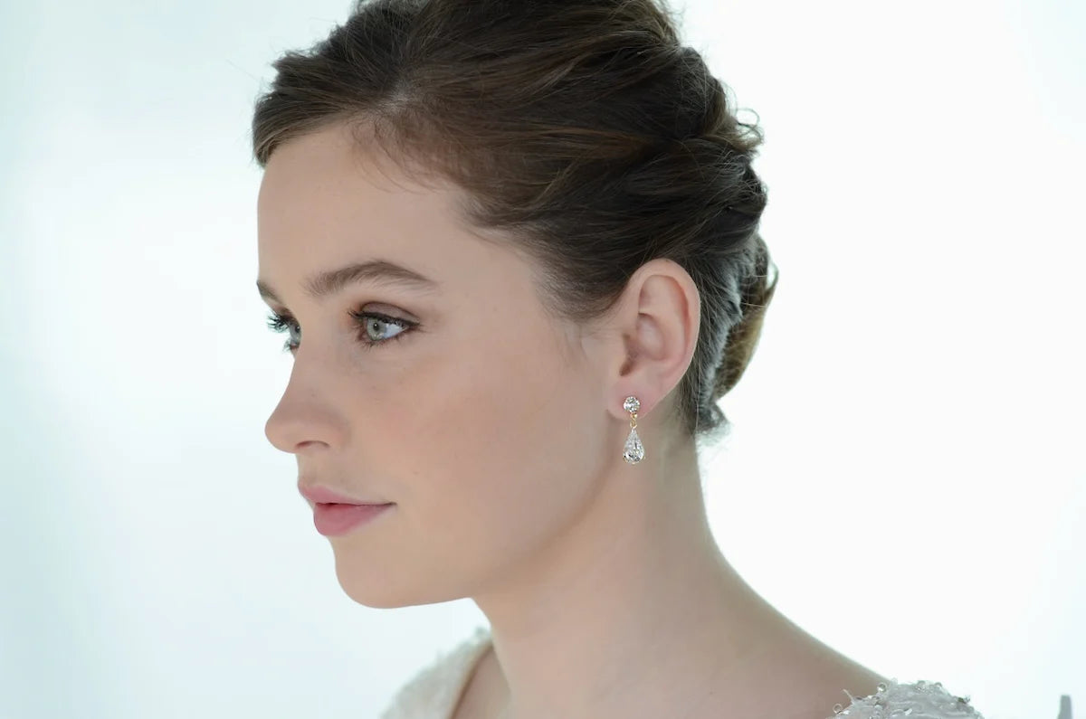 Lara Gold Drop Earring