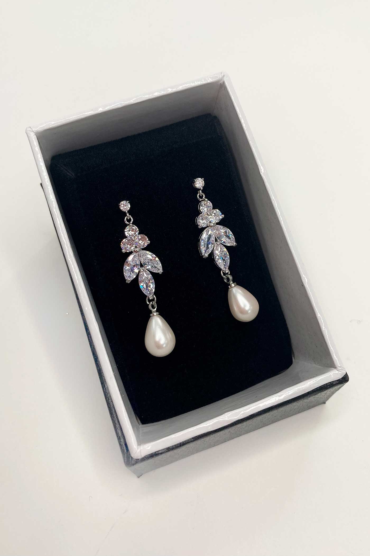 Remy Crystal Pearl Earring