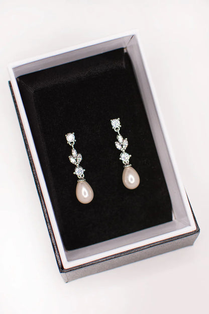 Tara Crystal and Pearl Drop Earring in Silver